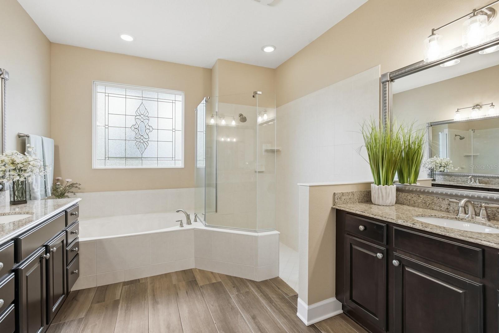 Image 21 of 64 For 21 Blue Oak Lane