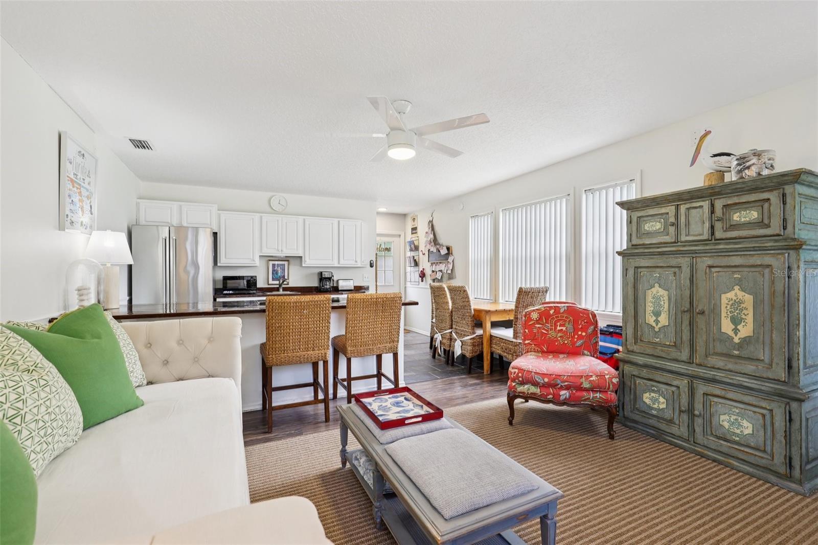 Image 33 of 70 For 133 Pelican Road