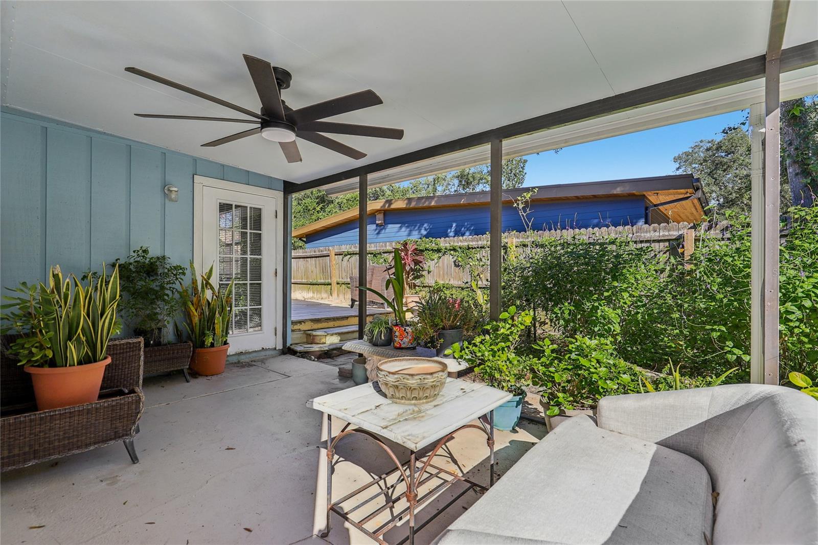 Image 58 of 70 For 133 Pelican Road