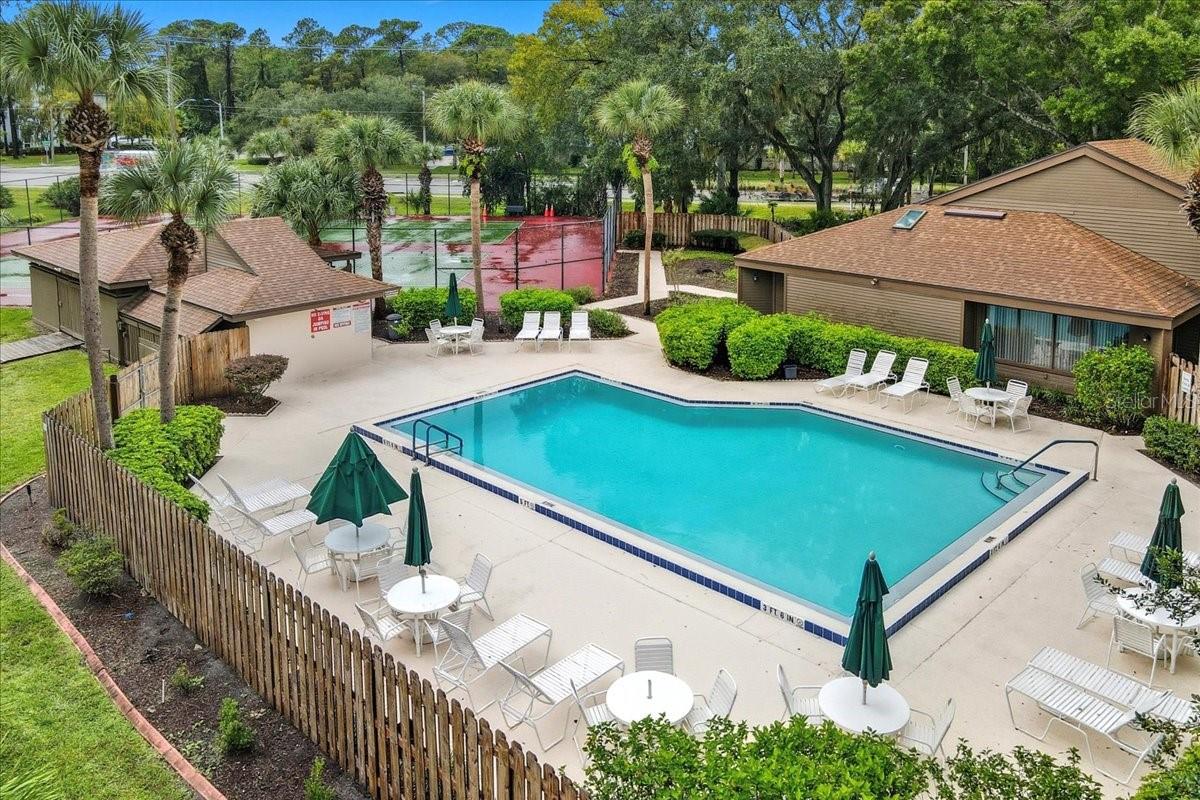 Image 13 of 70 For 8 Hembury Lane 8