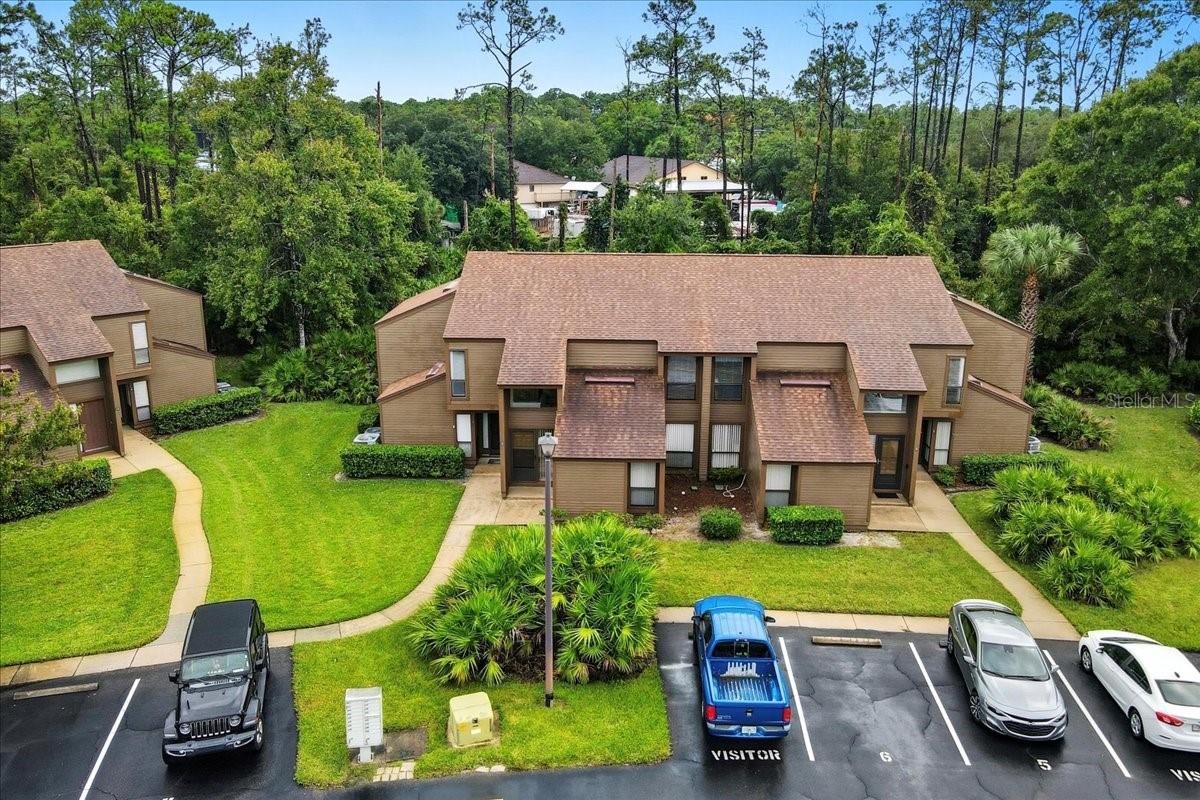 Image 2 of 70 For 8 Hembury Lane 8