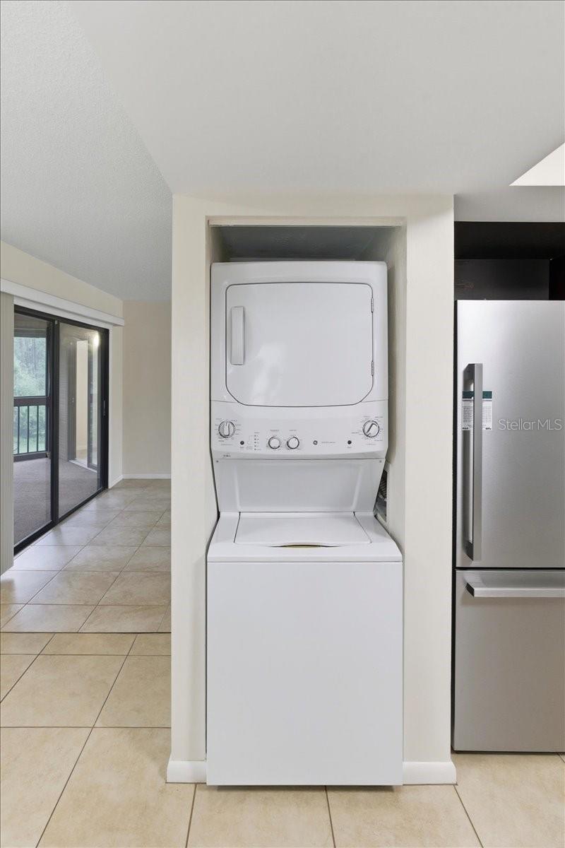 Image 42 of 70 For 8 Hembury Lane 8