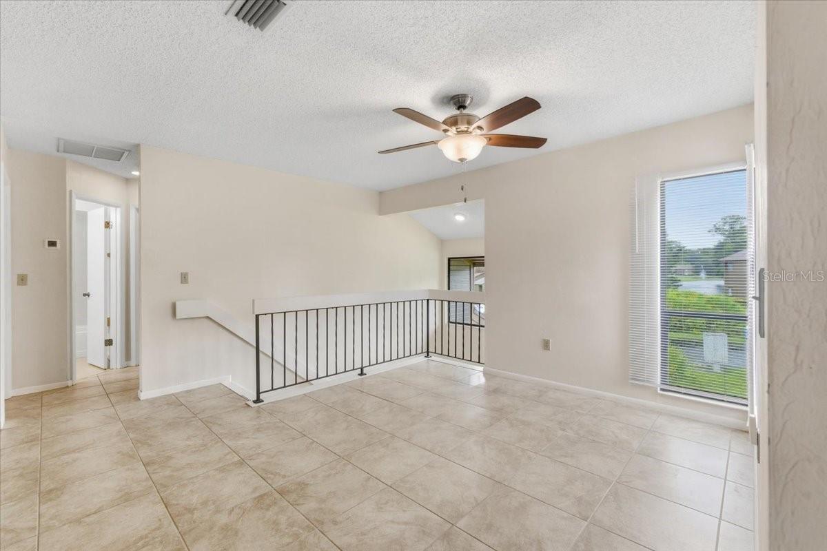 Image 60 of 70 For 8 Hembury Lane 8