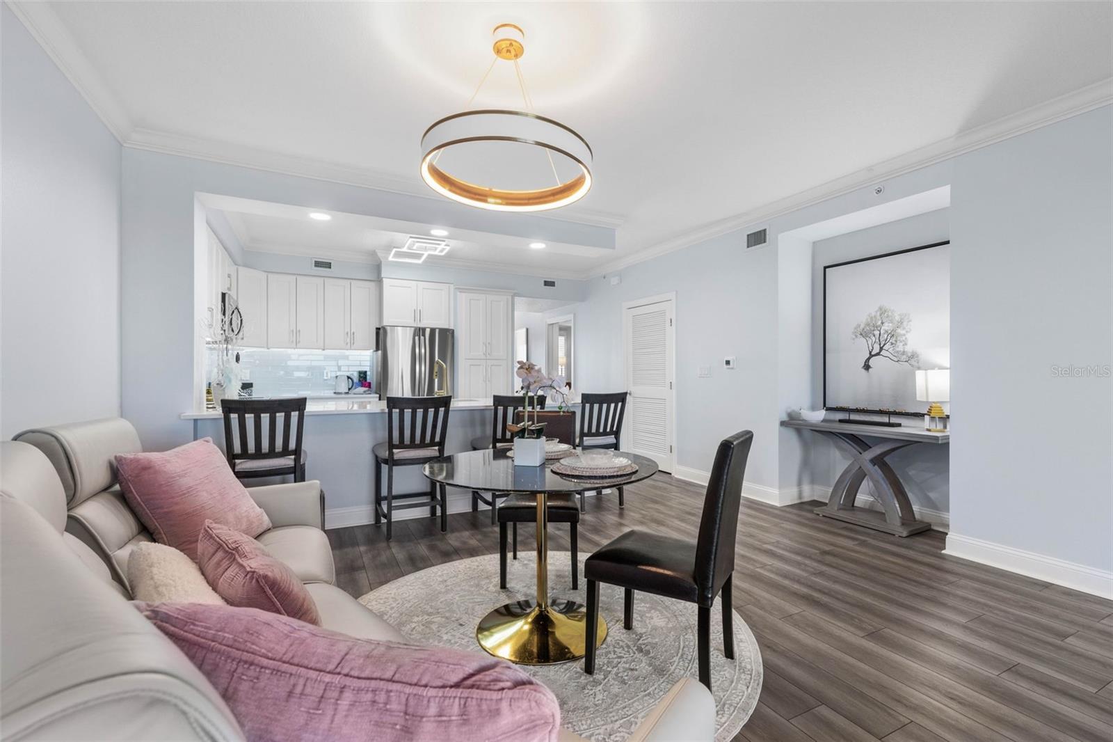 Image 20 of 96 For 60 Surfview Drive 308