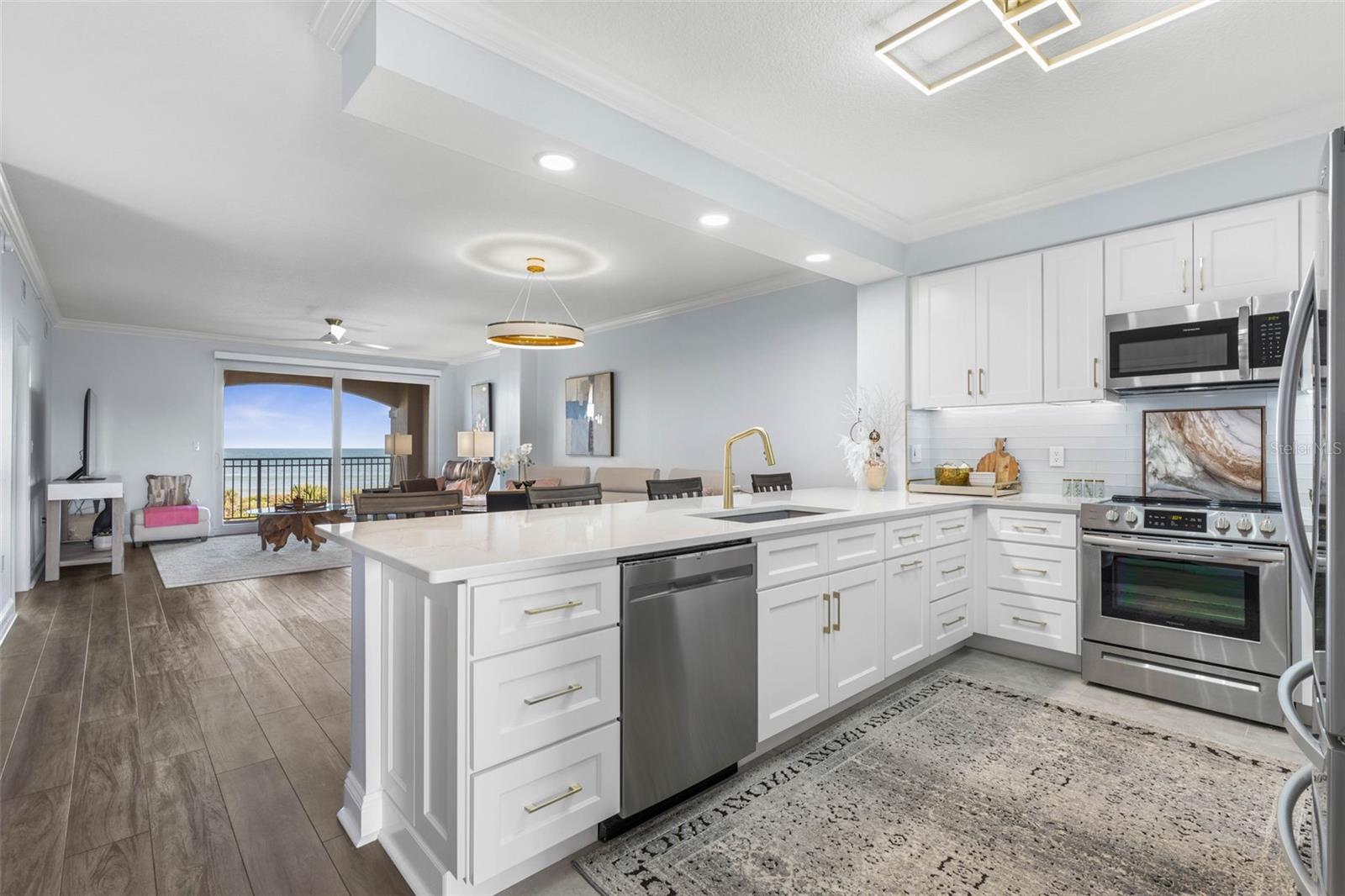 Image 6 of 96 For 60 Surfview Drive 308