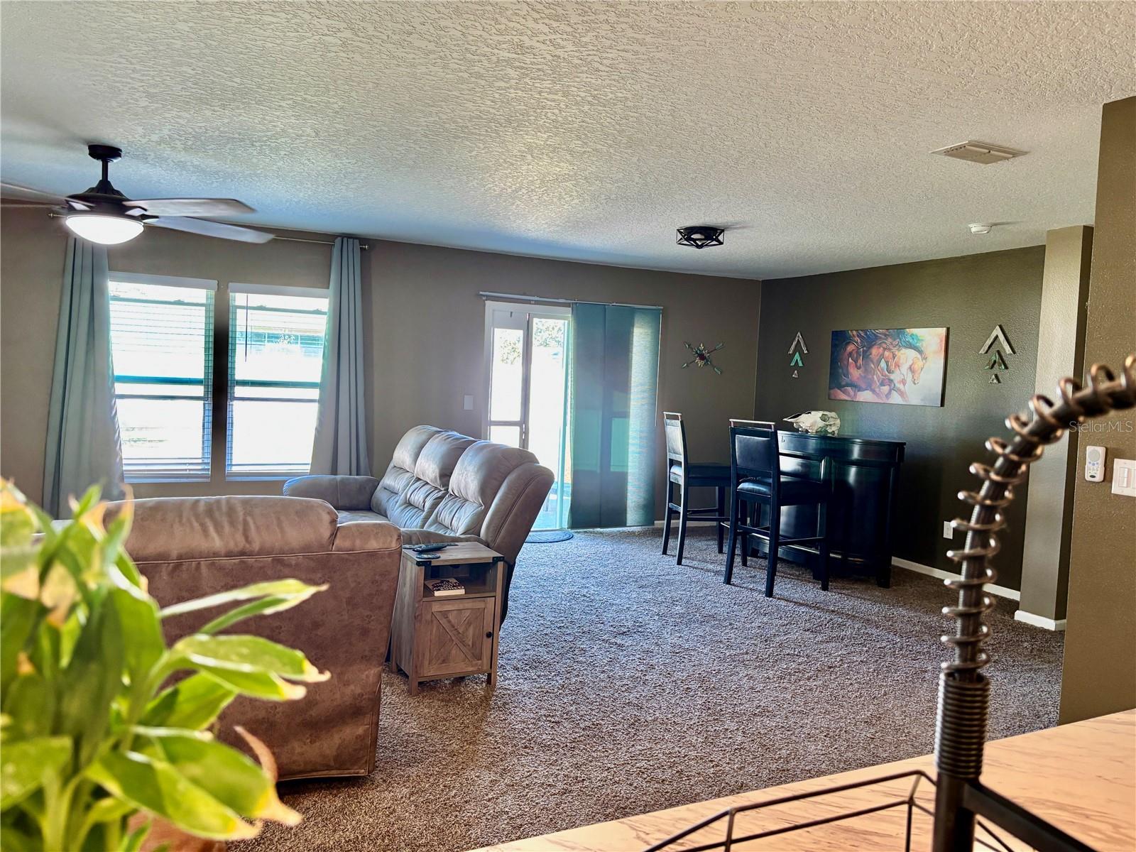 Image 14 of 39 For 18 Pacific Drive