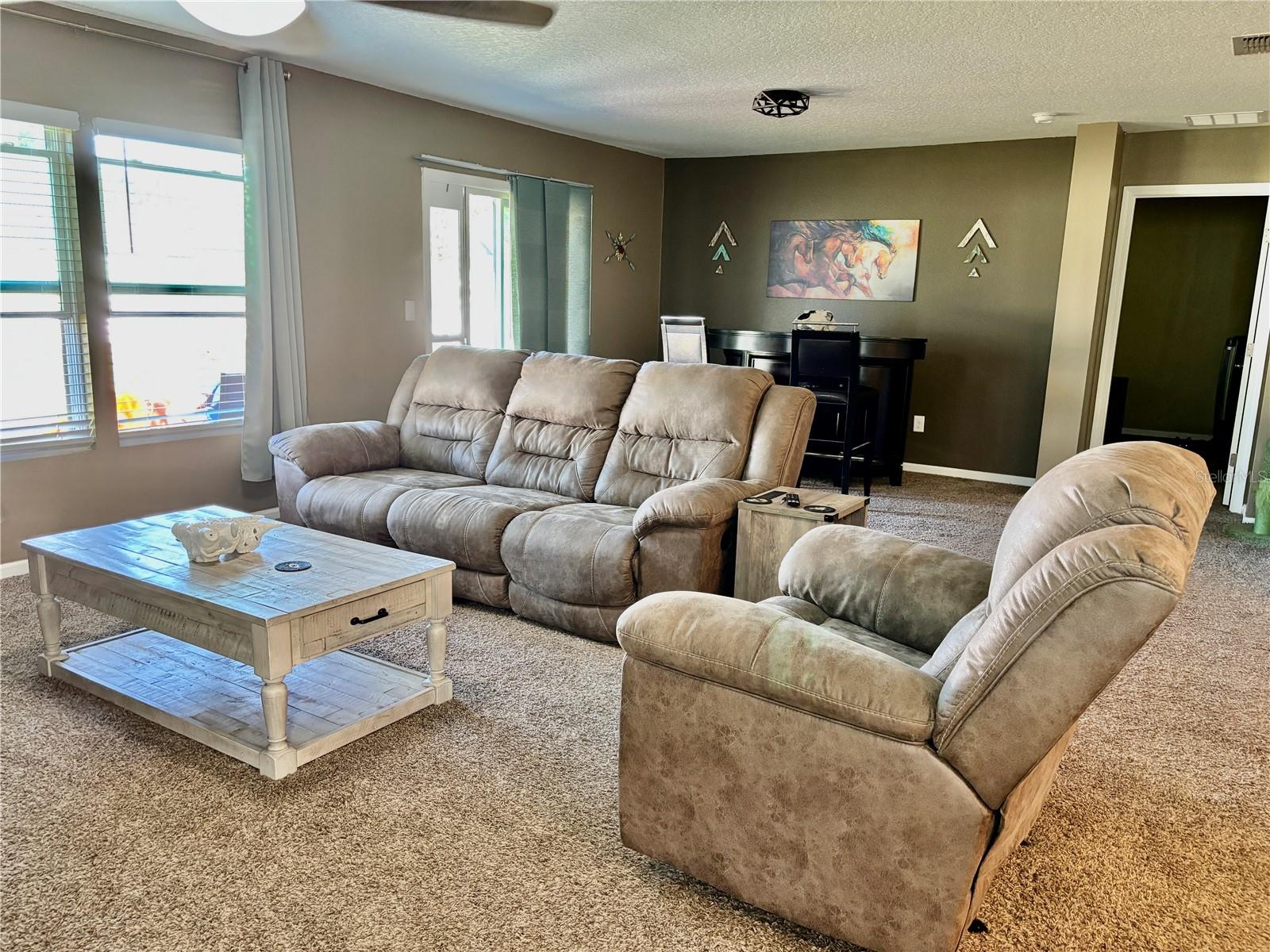 Image 16 of 39 For 18 Pacific Drive