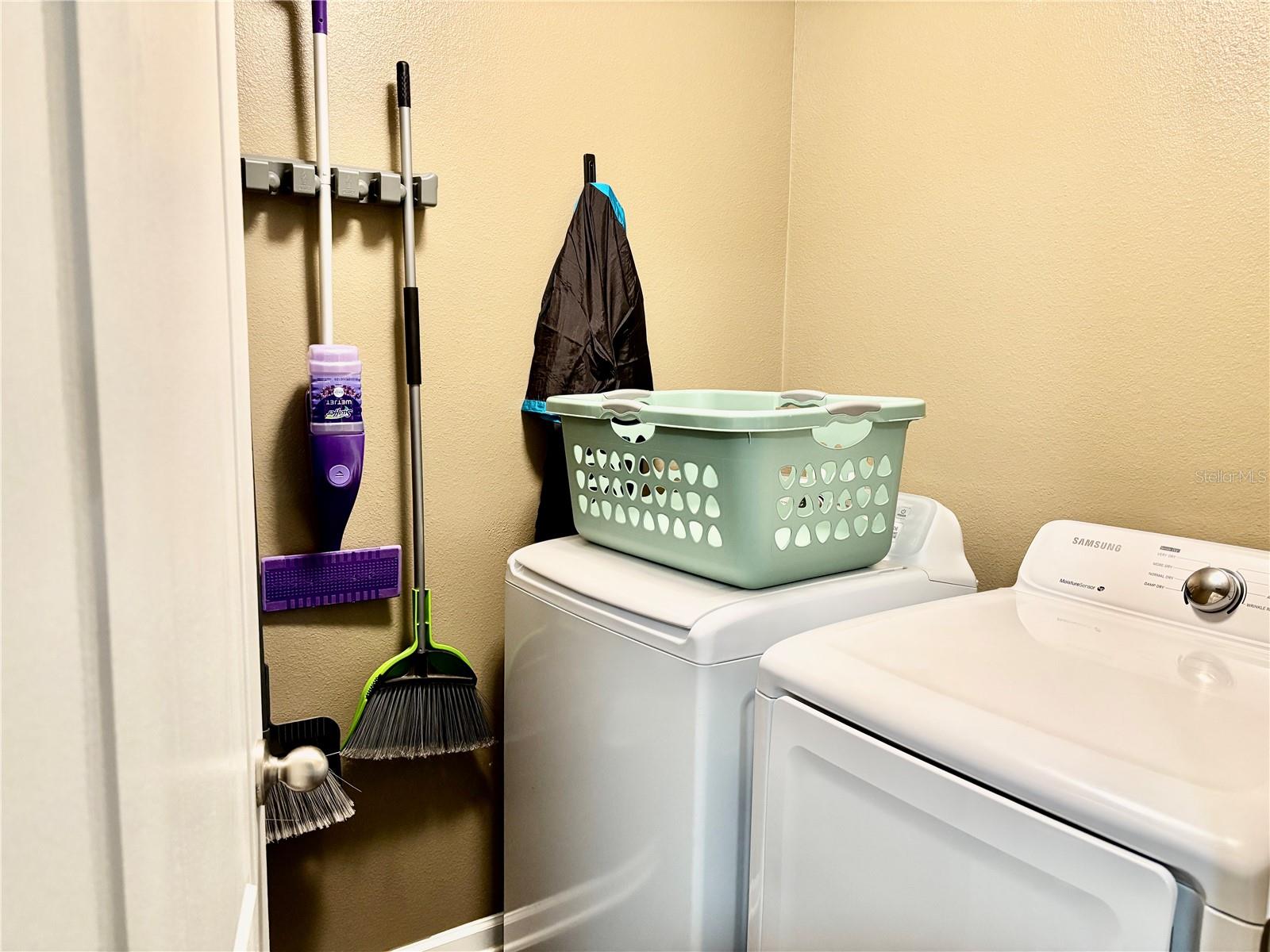 Image 35 of 39 For 18 Pacific Drive