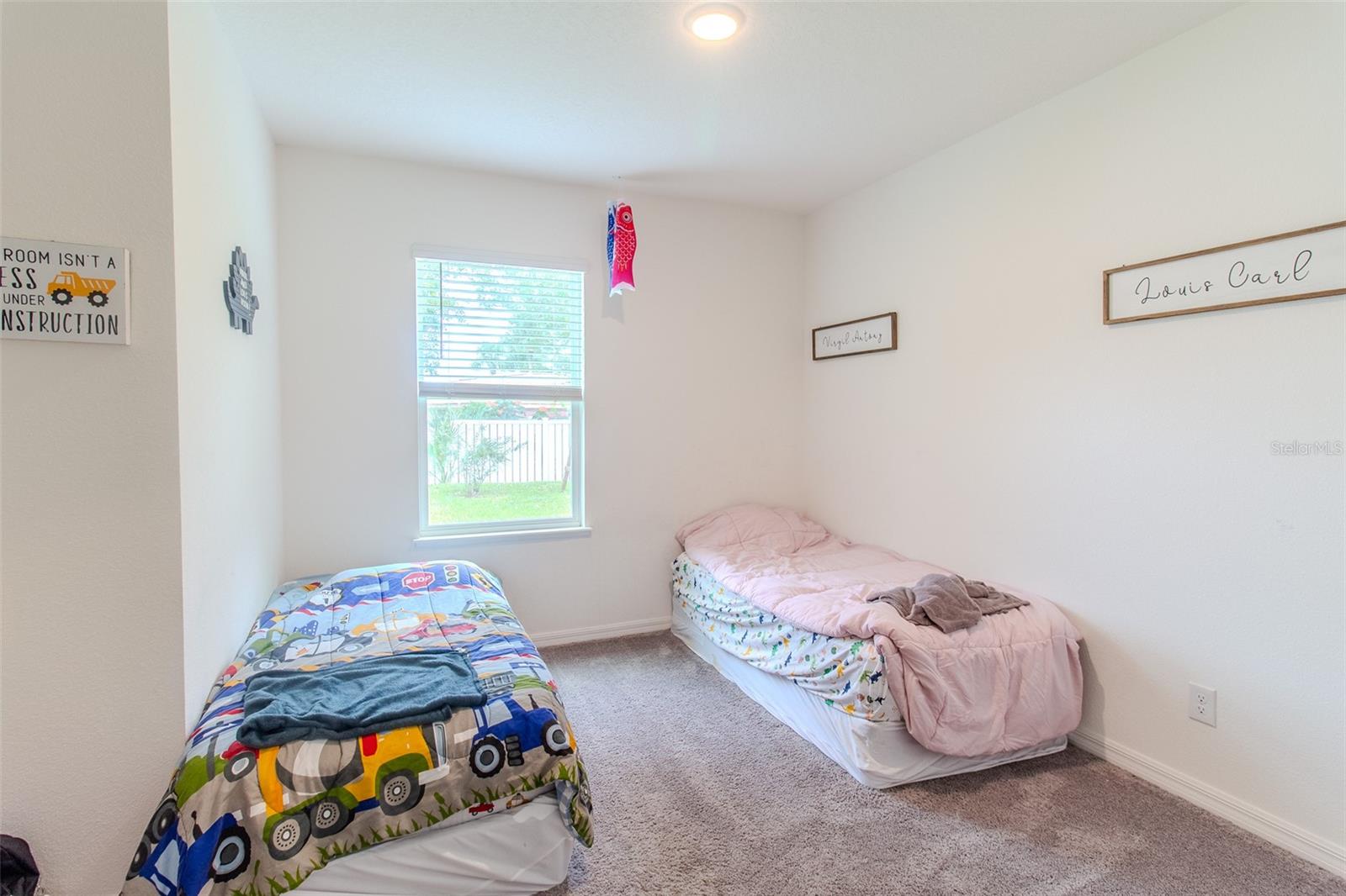 Image 18 of 25 For 25 Ferndale Lane