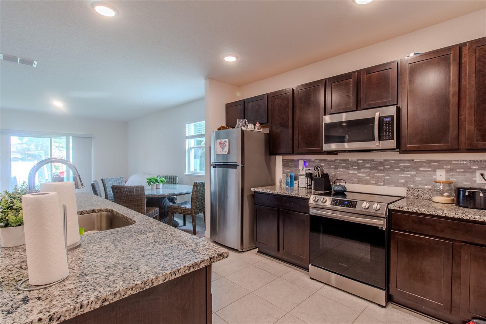 Image 8 of 25 For 25 Ferndale Lane