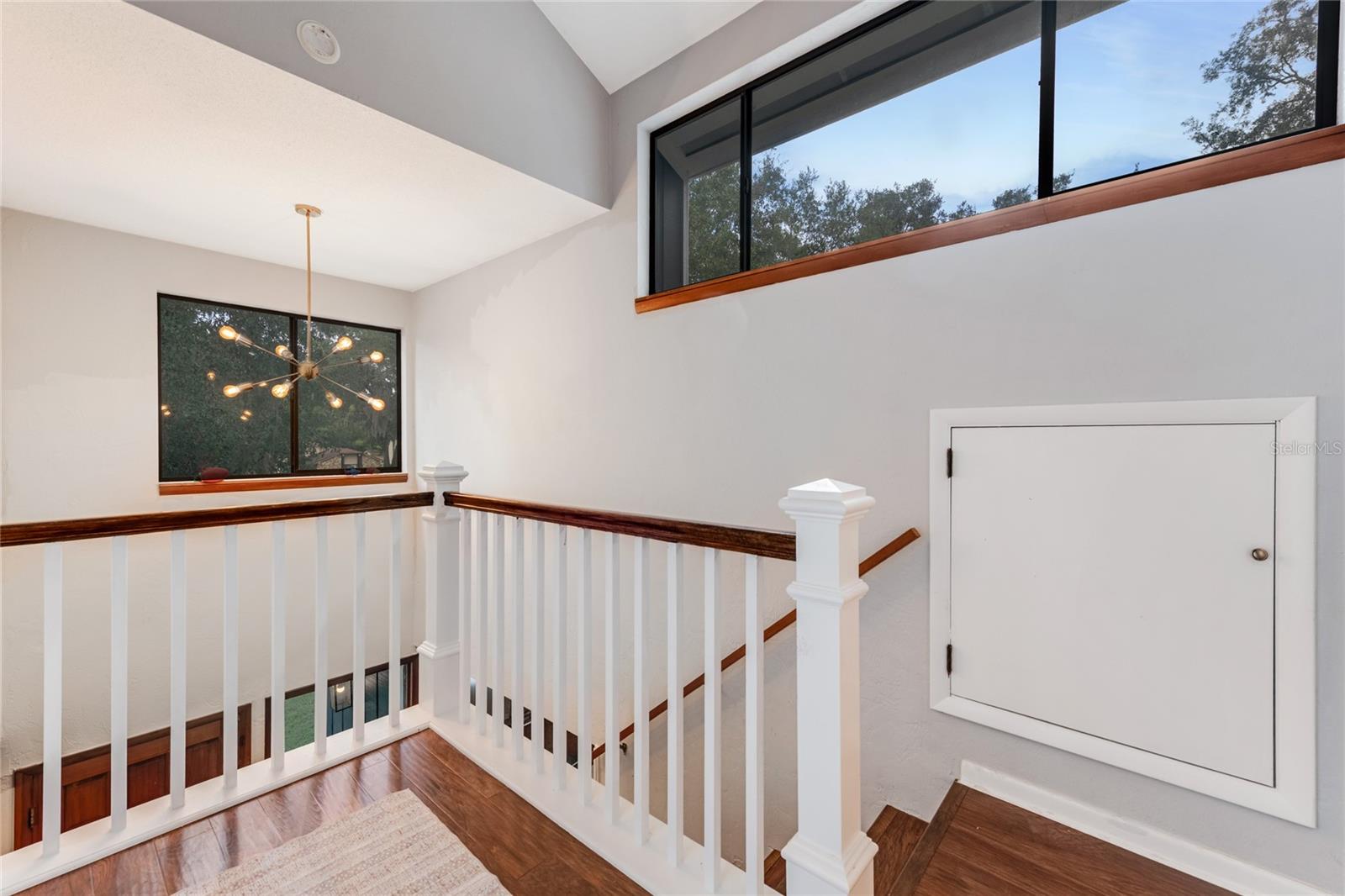 Image 14 of 31 For 28 Baymeadow Court