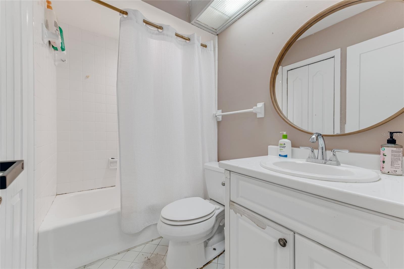 Image 21 of 31 For 28 Baymeadow Court