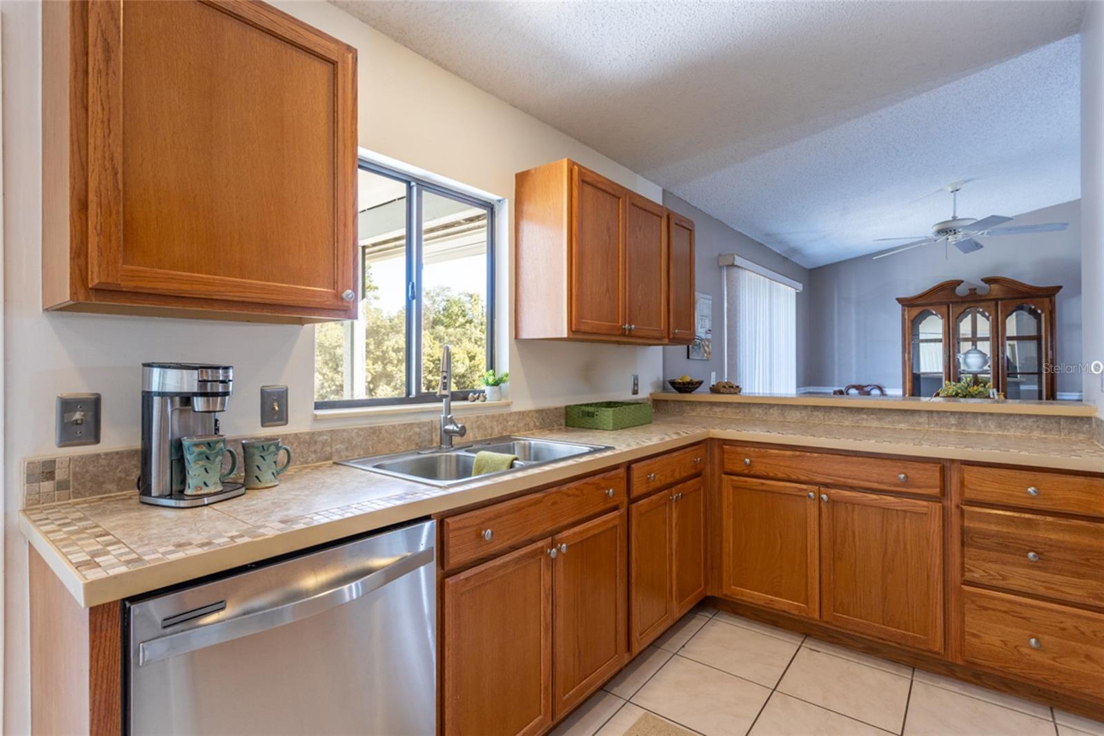 Image 5 of 47 For 22 Westfield Lane