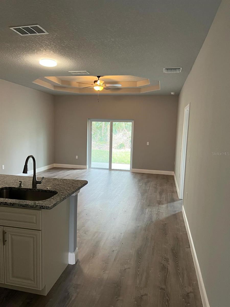 Image 5 of 14 For 9 Lynn Place A