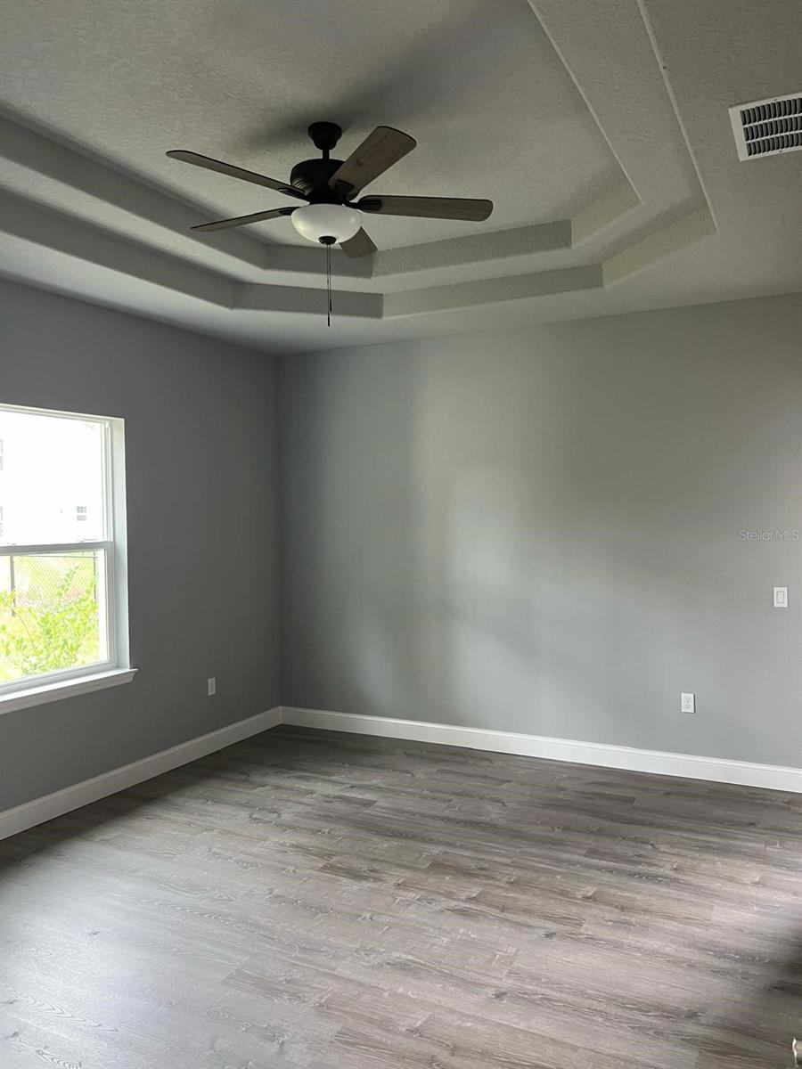 Image 6 of 14 For 9 Lynn Place A