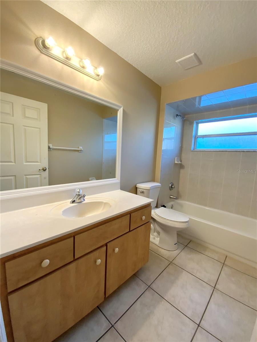 Image 10 of 15 For 46 Rose Drive B