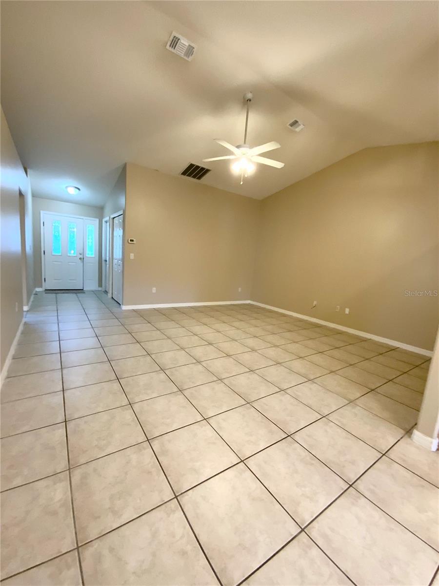 Image 4 of 15 For 46 Rose Drive B