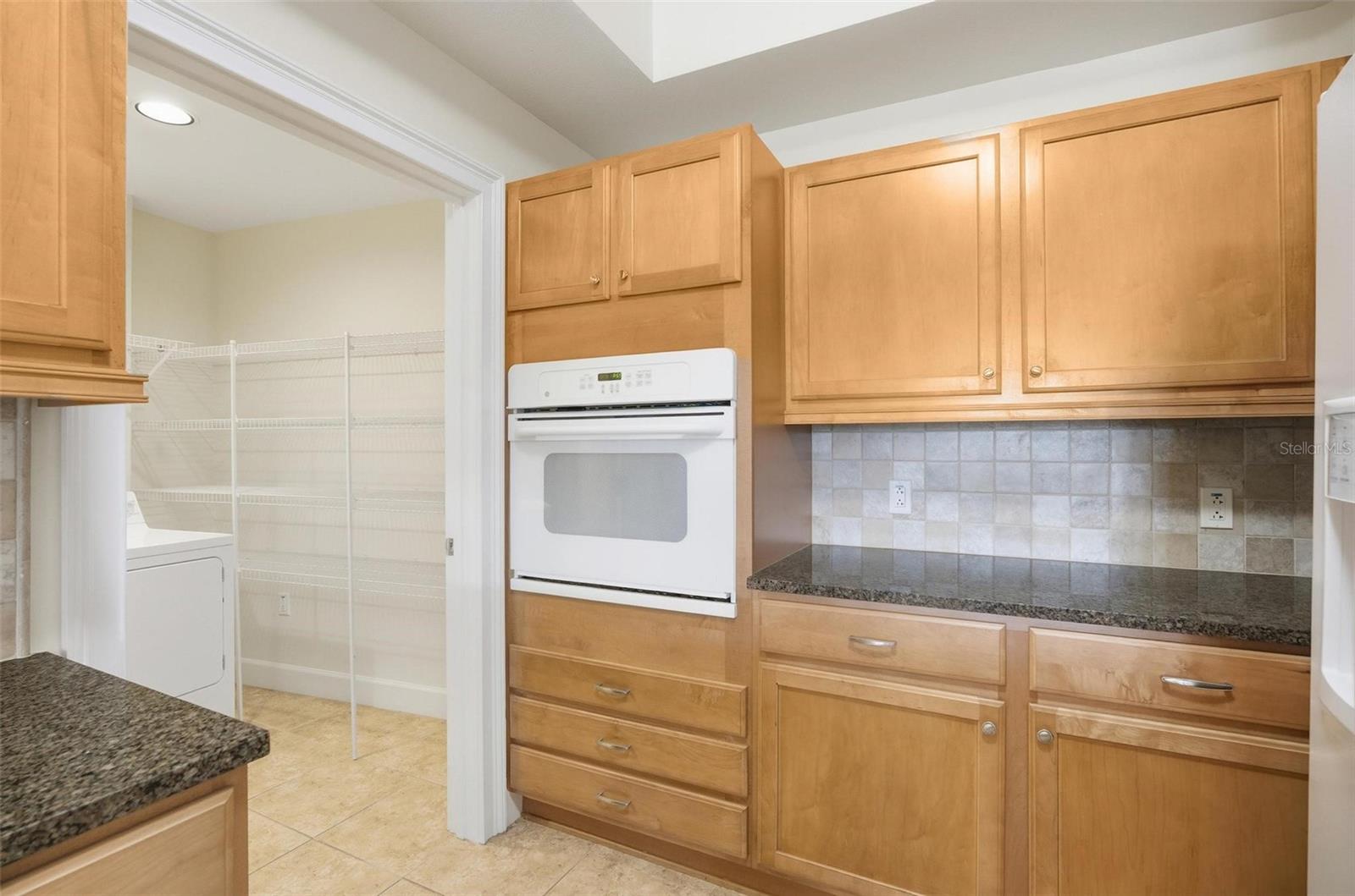 Image 20 of 62 For 102 Yacht Harbor Drive 376