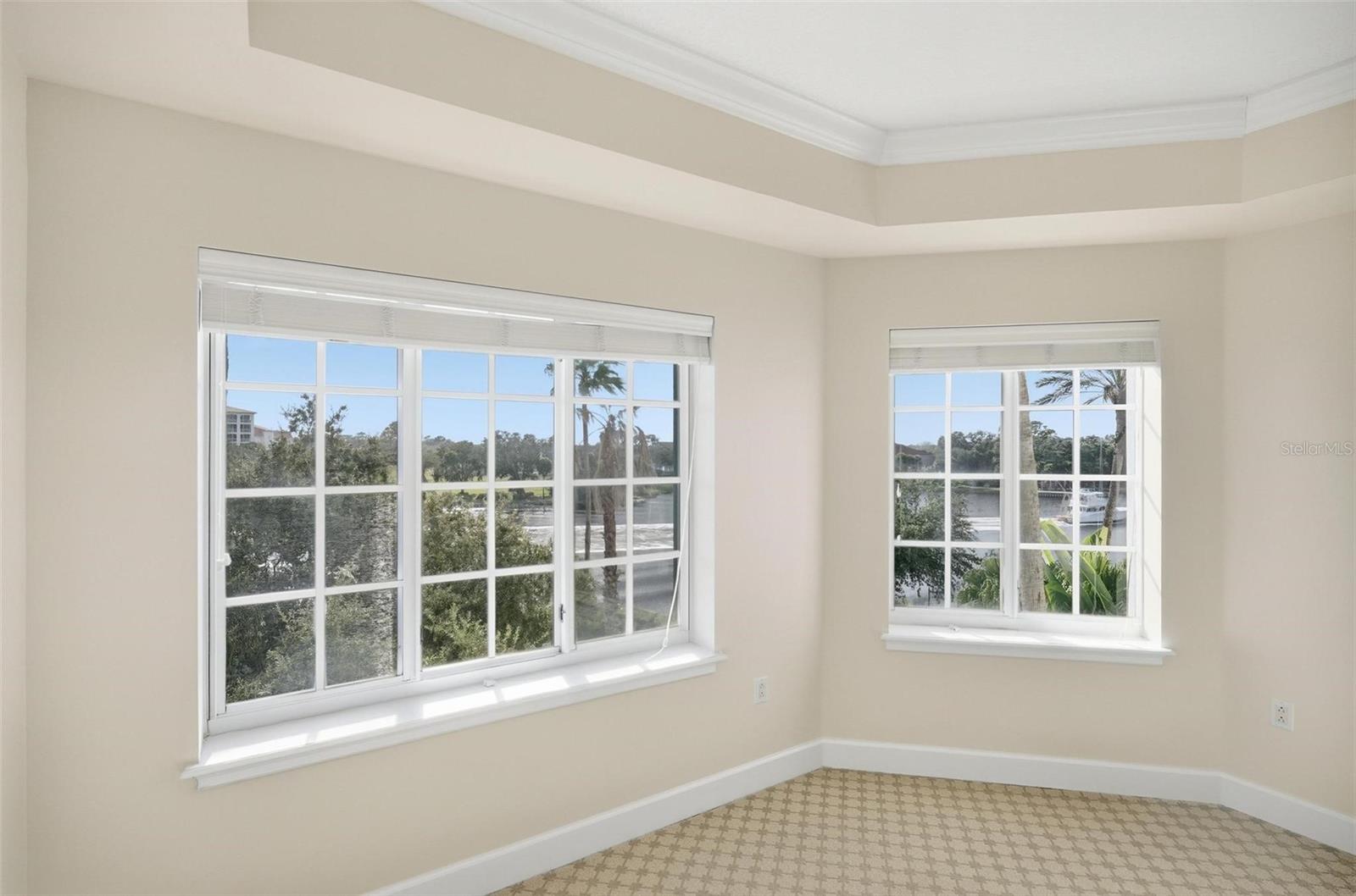 Image 28 of 62 For 102 Yacht Harbor Drive 376