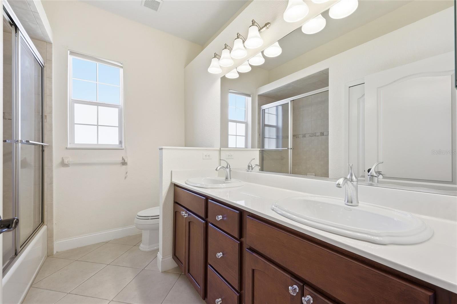 Image 38 of 65 For 9 Winter Haven Court