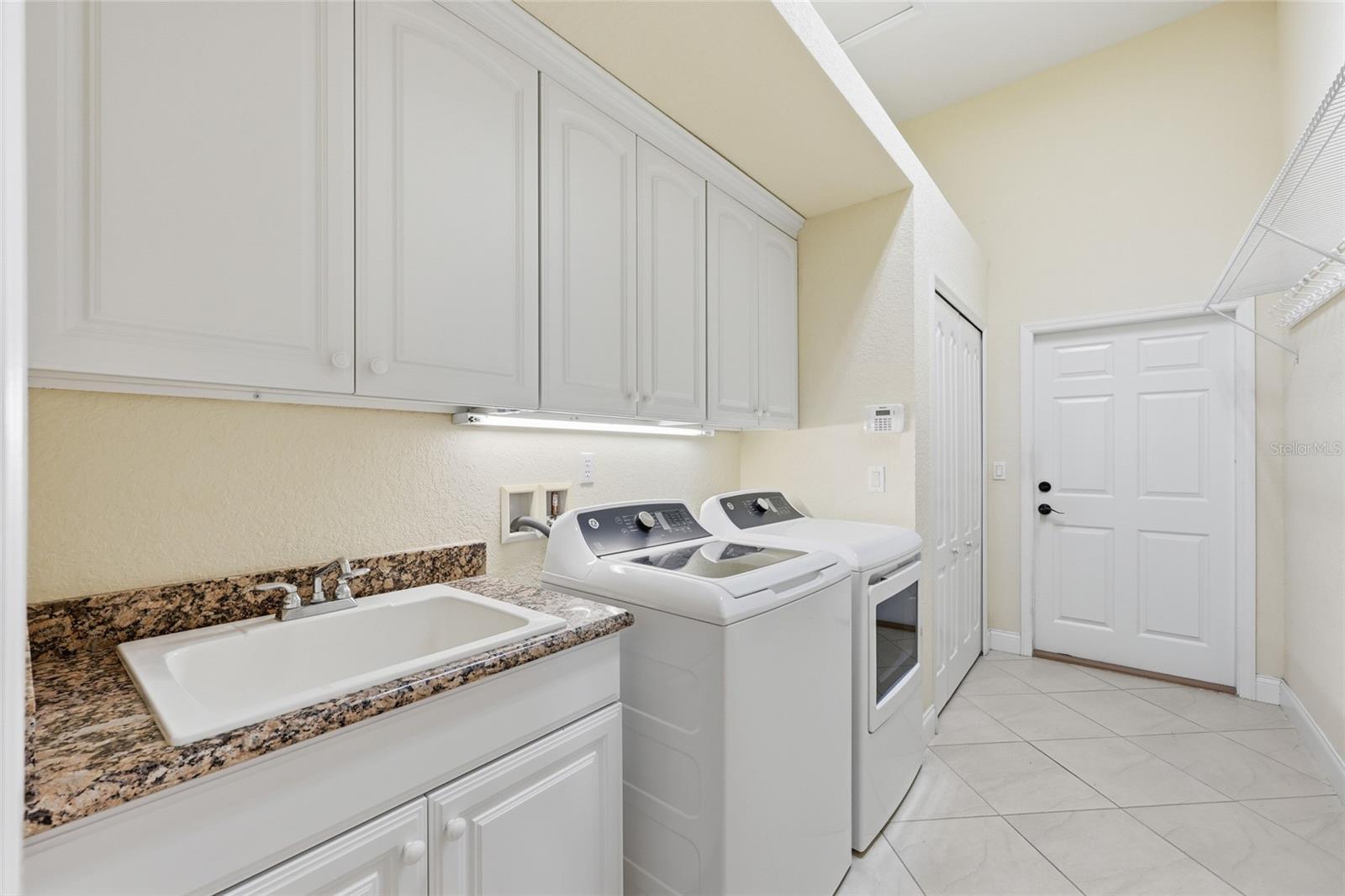 Image 42 of 65 For 9 Winter Haven Court