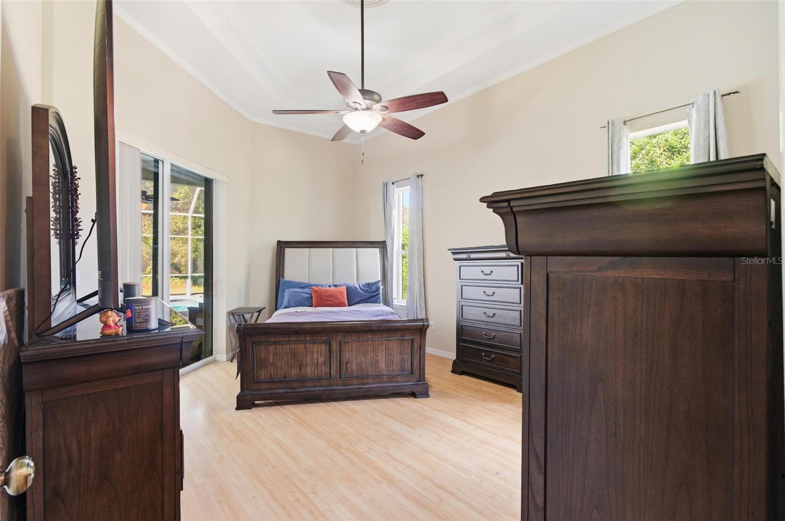 Image 11 of 83 For 1 Woodbury Drive