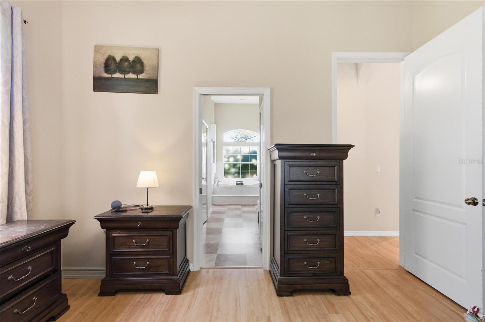 Image 17 of 83 For 1 Woodbury Drive