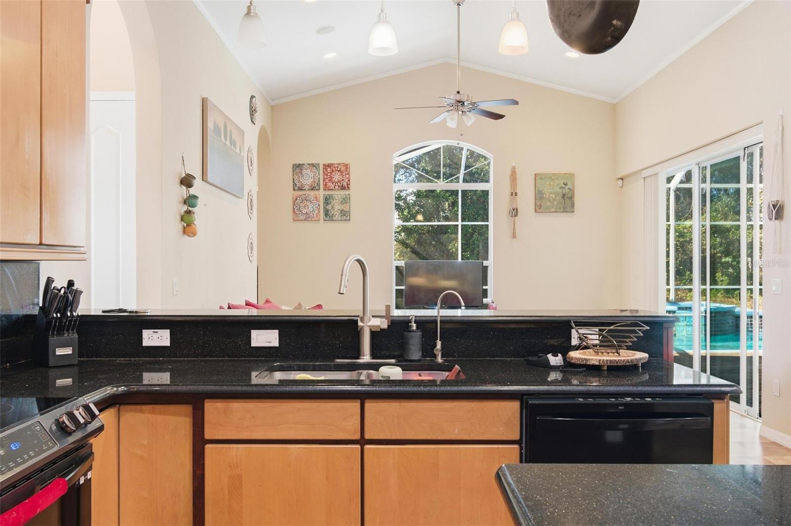 Image 34 of 83 For 1 Woodbury Drive