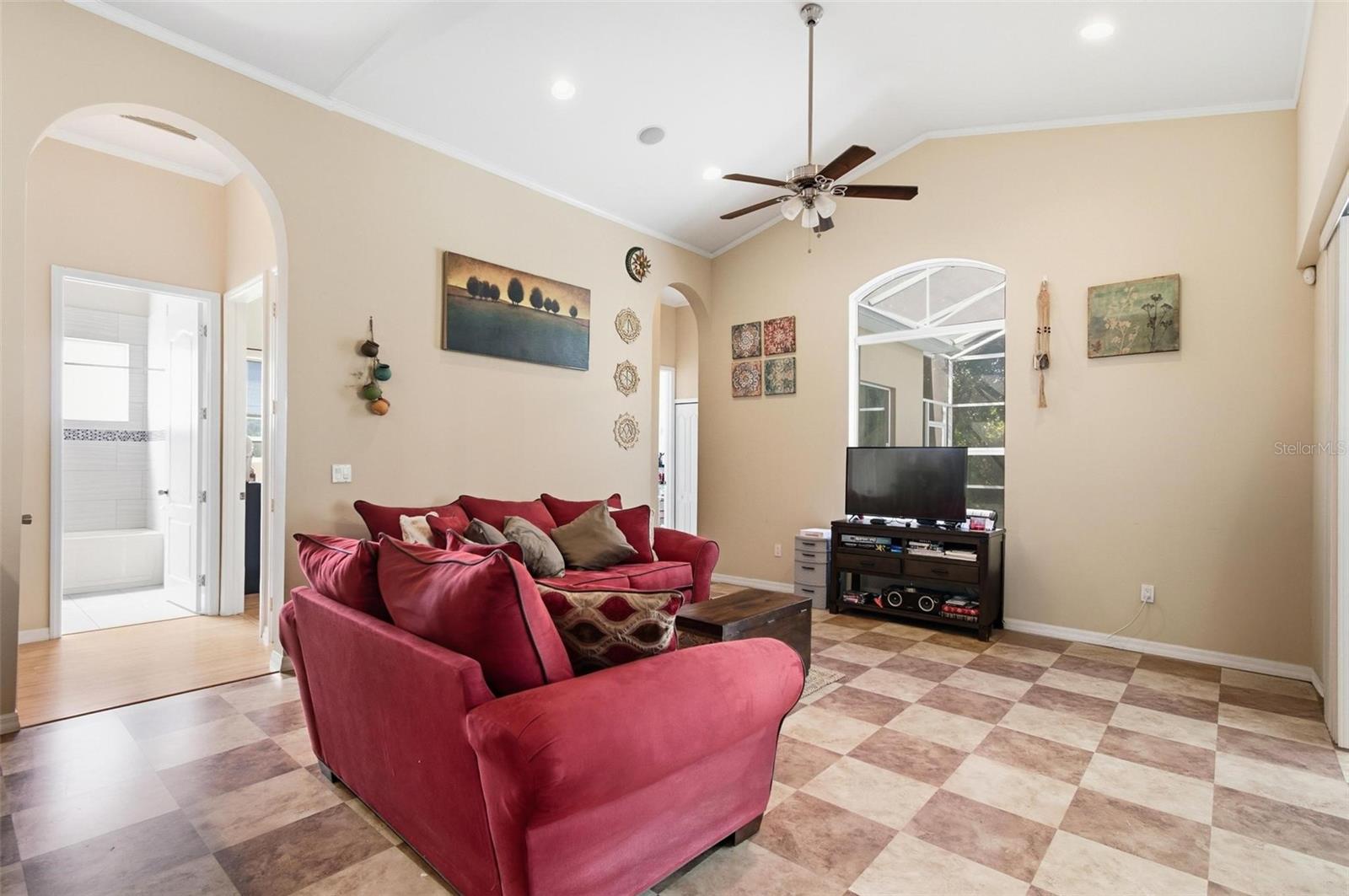 Image 39 of 83 For 1 Woodbury Drive