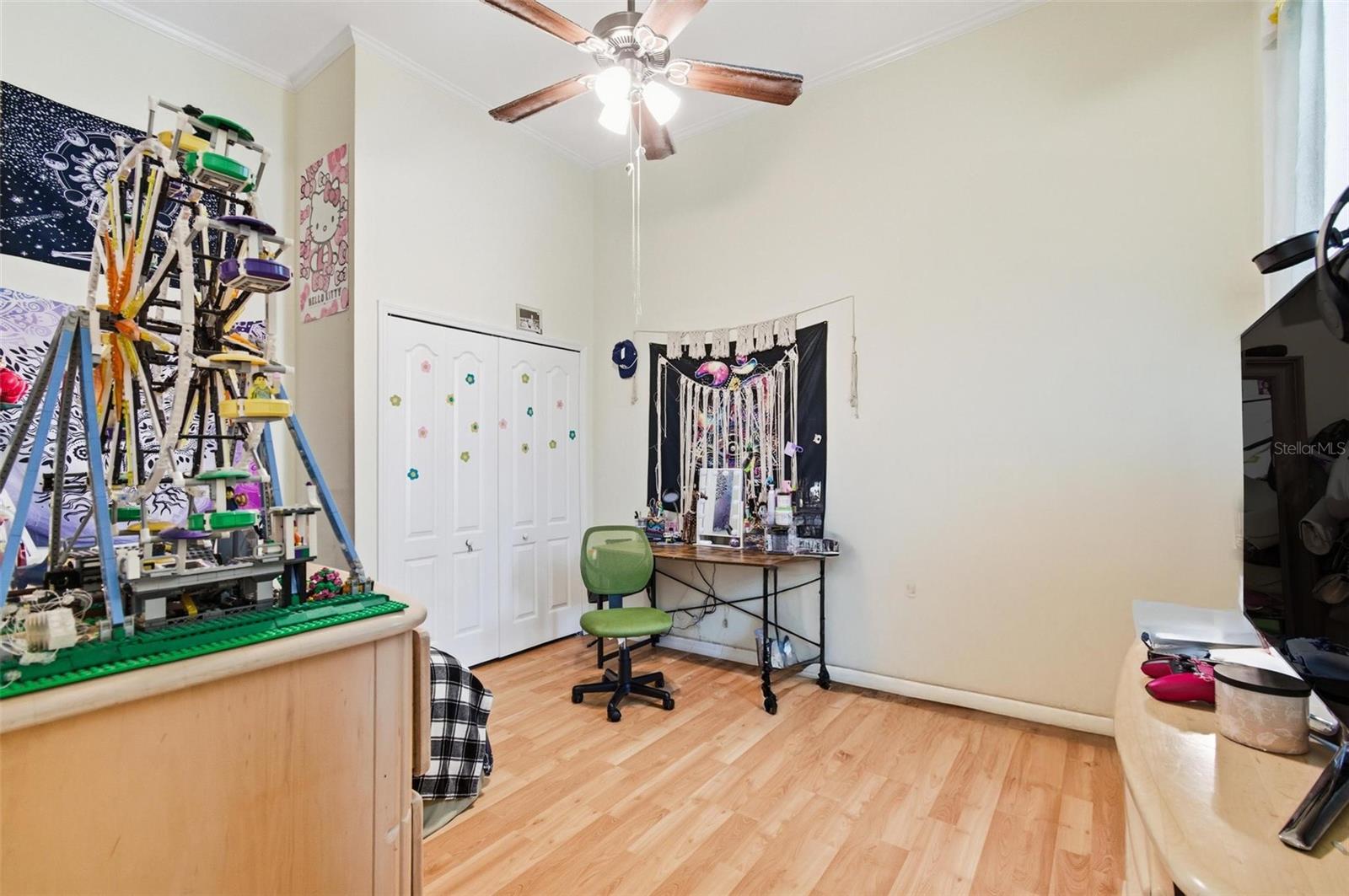 Image 45 of 83 For 1 Woodbury Drive