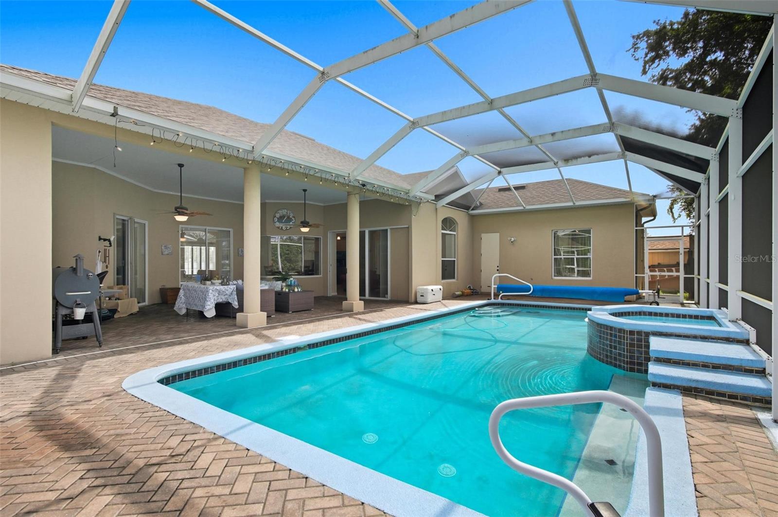 Image 68 of 83 For 1 Woodbury Drive