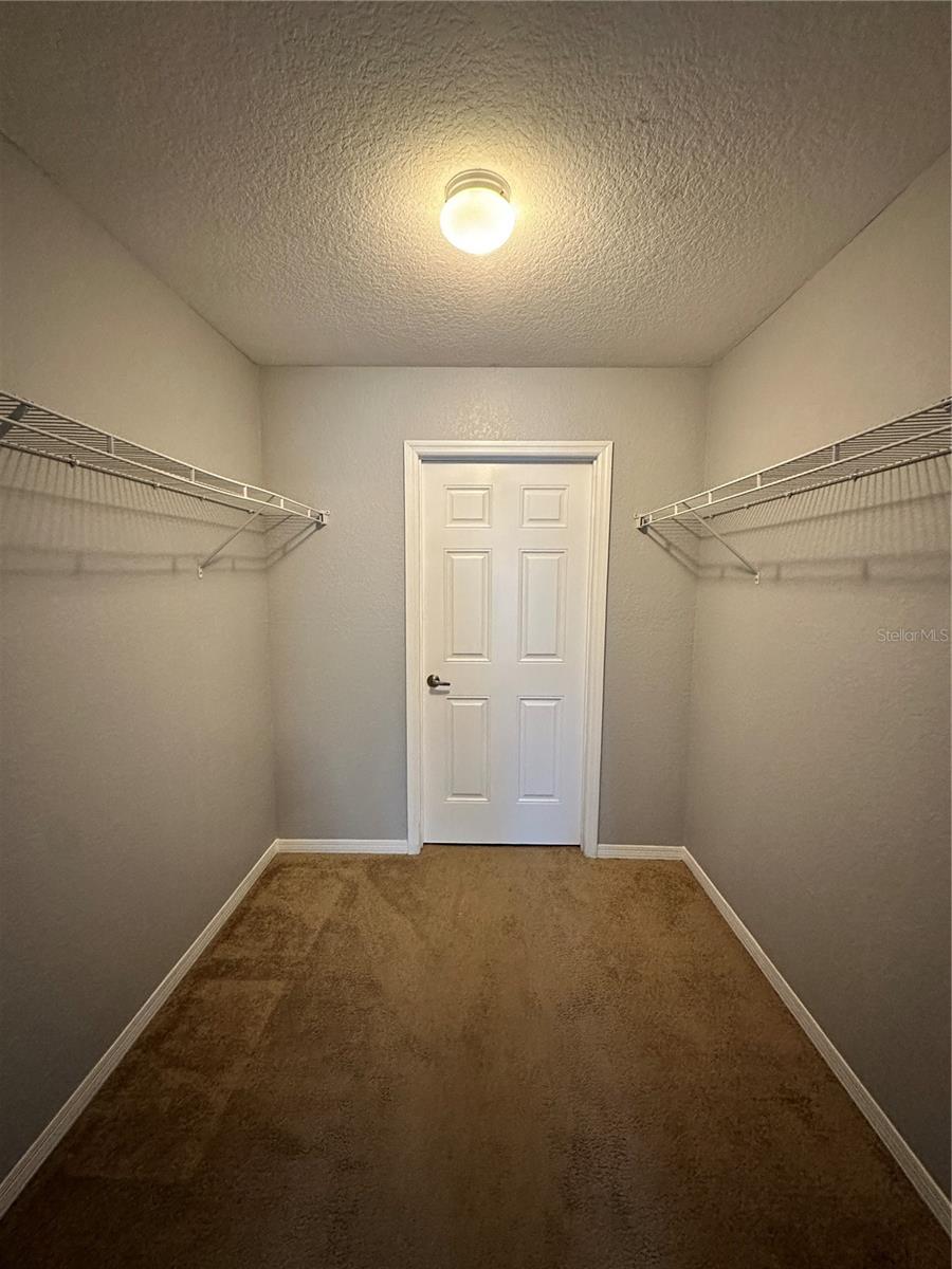 Image 9 of 16 For 4600 Moody Boulevard 13h