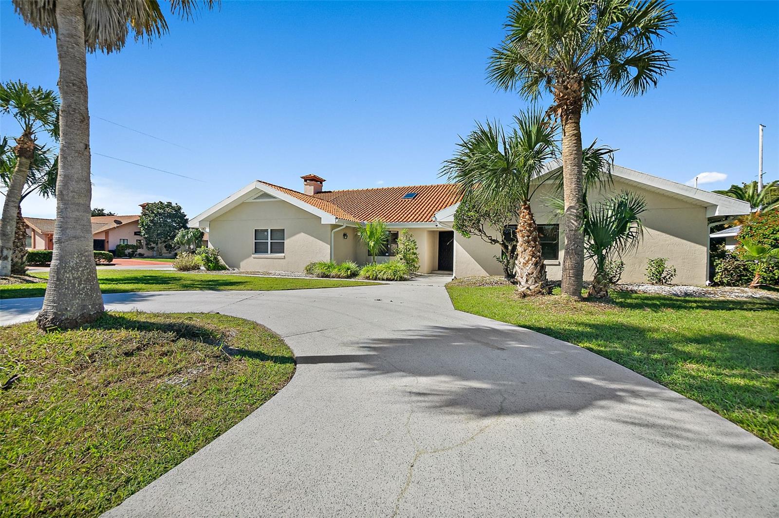 Image 10 of 69 For 51 Comanche Court