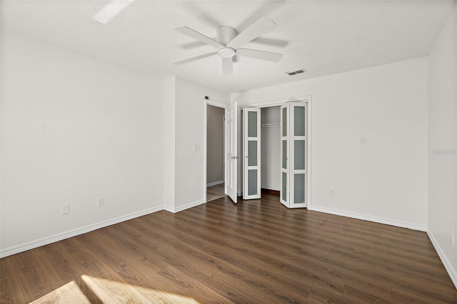 Image 35 of 69 For 51 Comanche Court