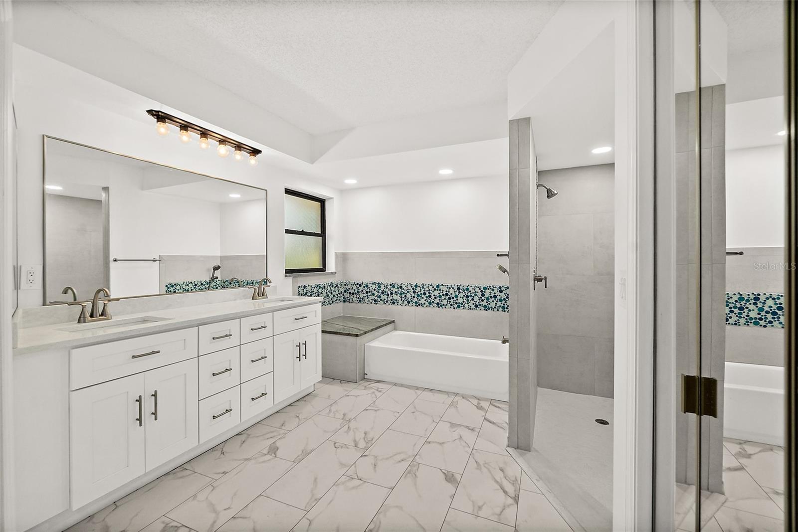 Image 41 of 69 For 51 Comanche Court