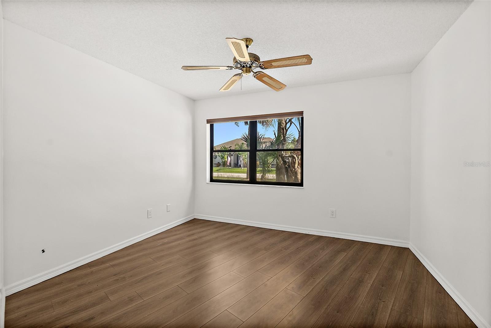 Image 46 of 69 For 51 Comanche Court
