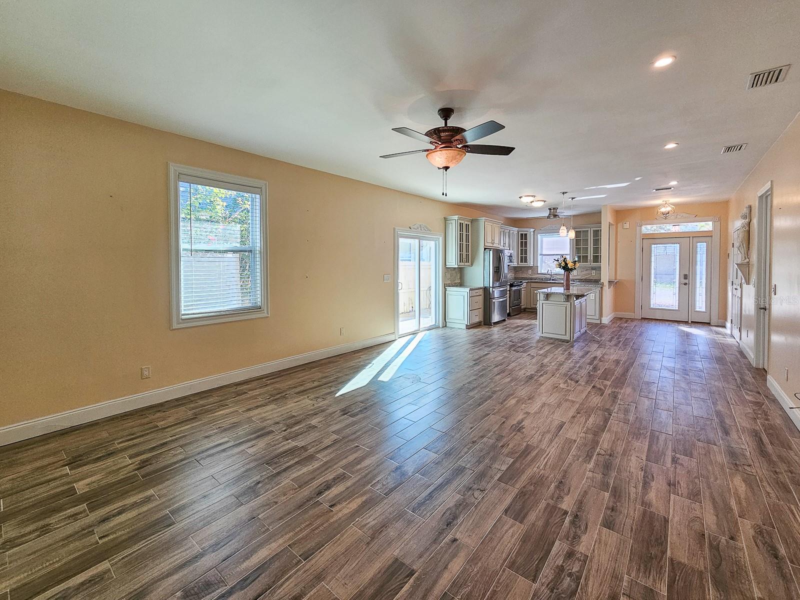 Image 11 of 39 For 120 7th Street