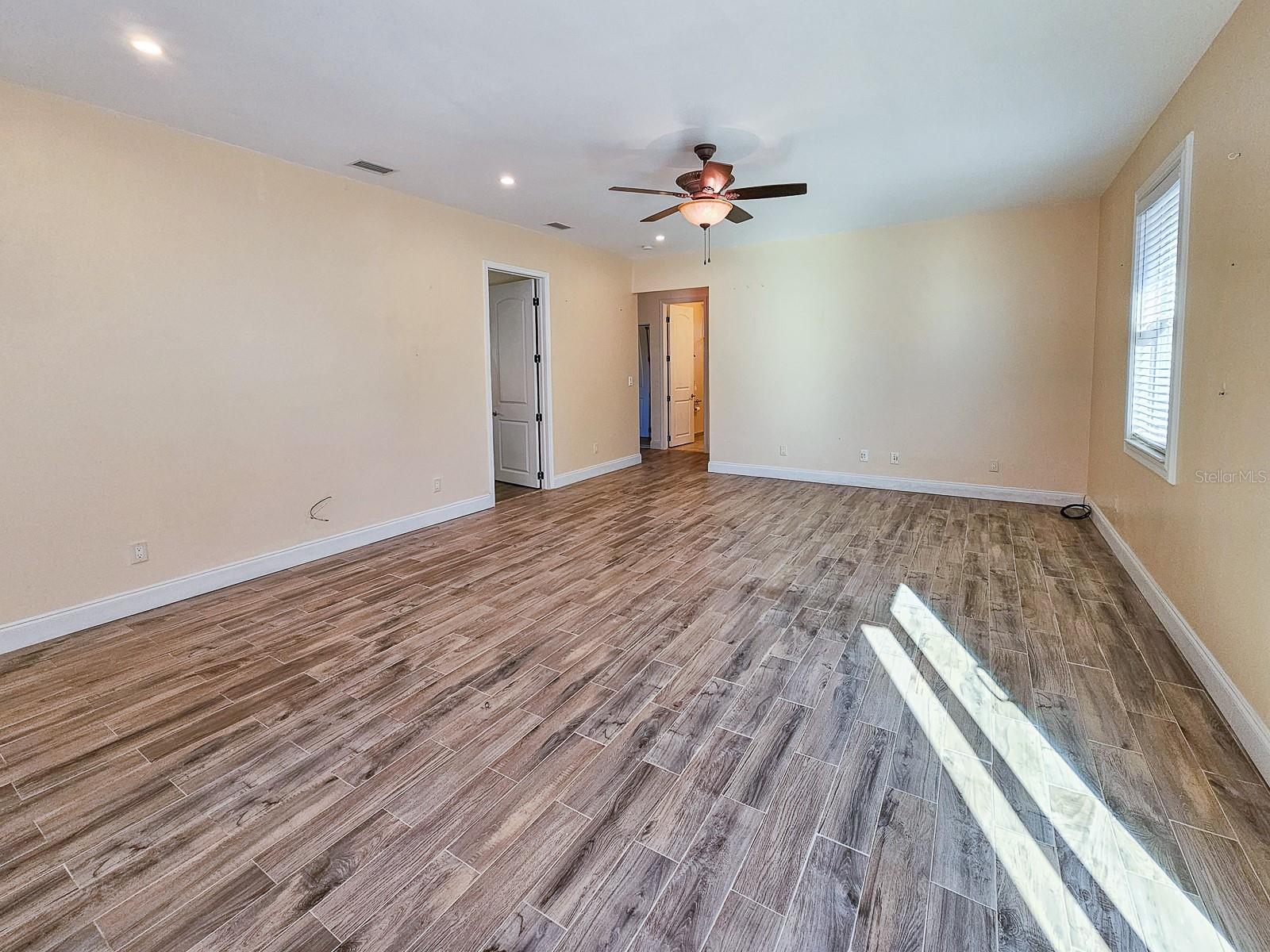 Image 13 of 39 For 120 7th Street