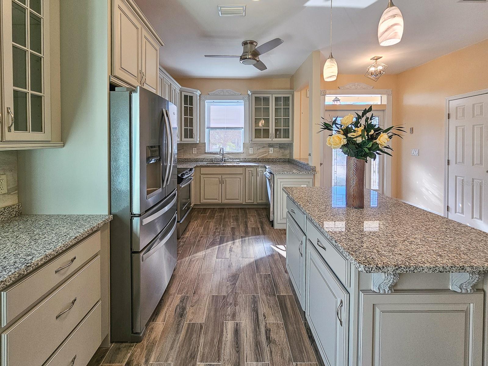 Image 16 of 39 For 120 7th Street