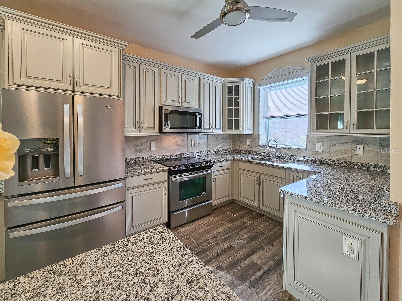 Image 17 of 39 For 120 7th Street