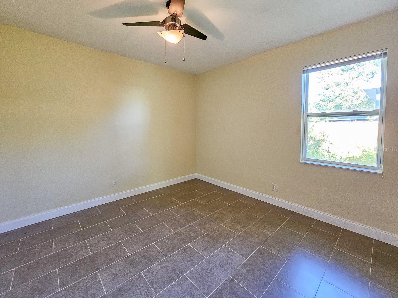 Image 23 of 39 For 120 7th Street