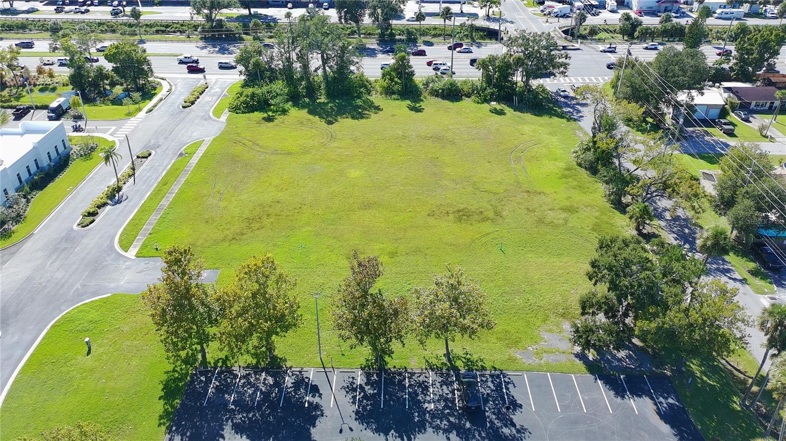 Image 11 of 24 For 945 6th Street