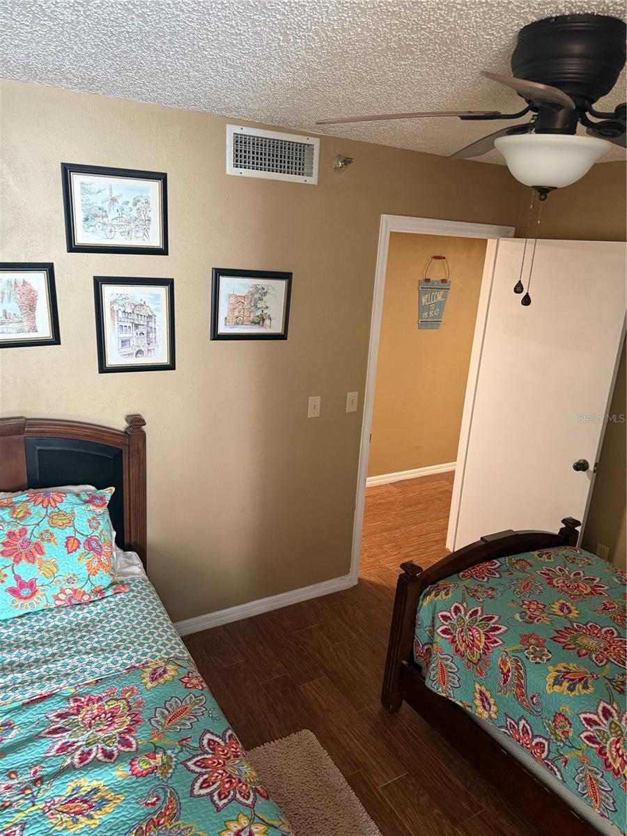 Image 18 of 45 For 3013 Atlantic Avenue 9030