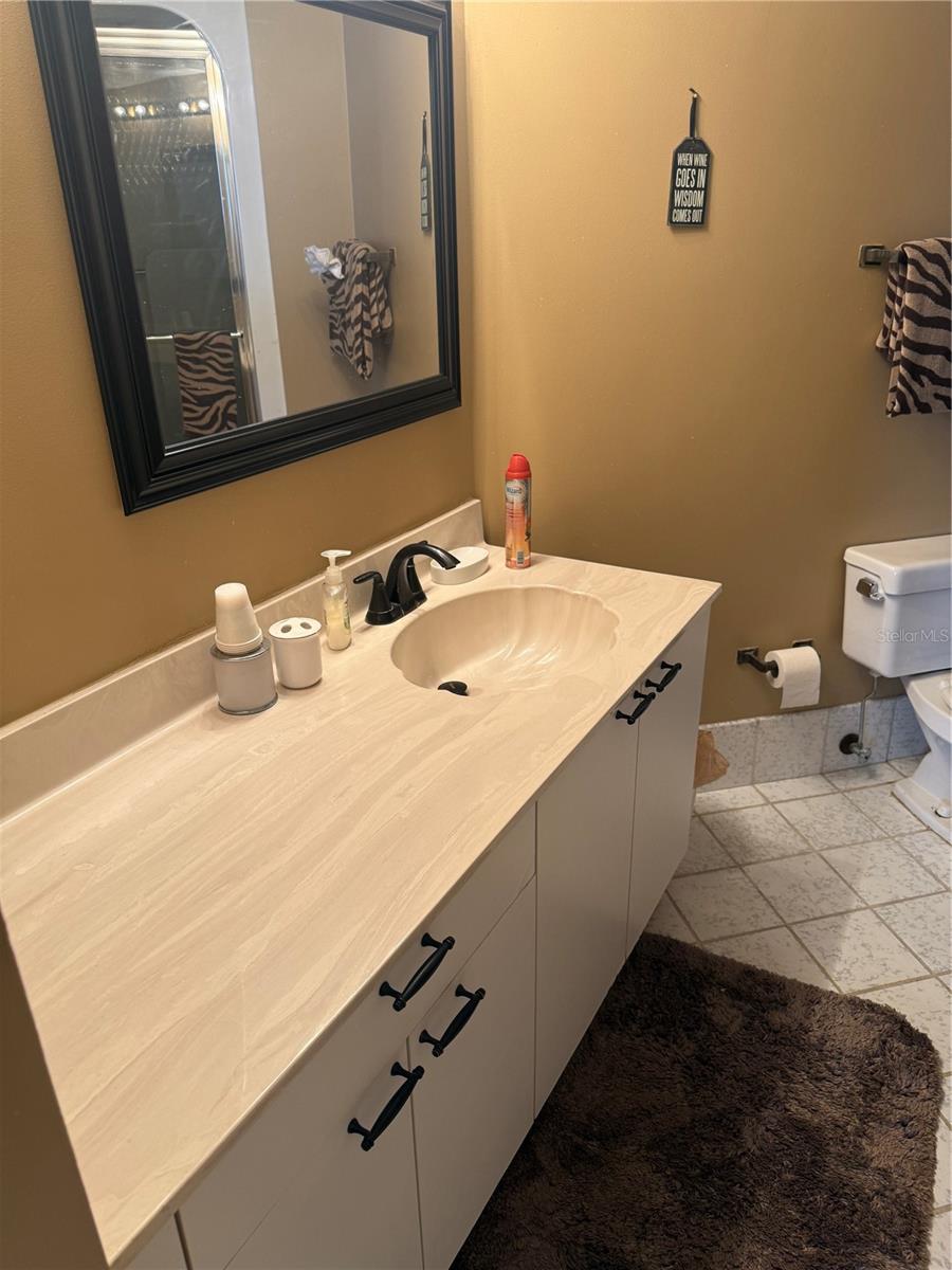 Image 29 of 45 For 3013 Atlantic Avenue 9030