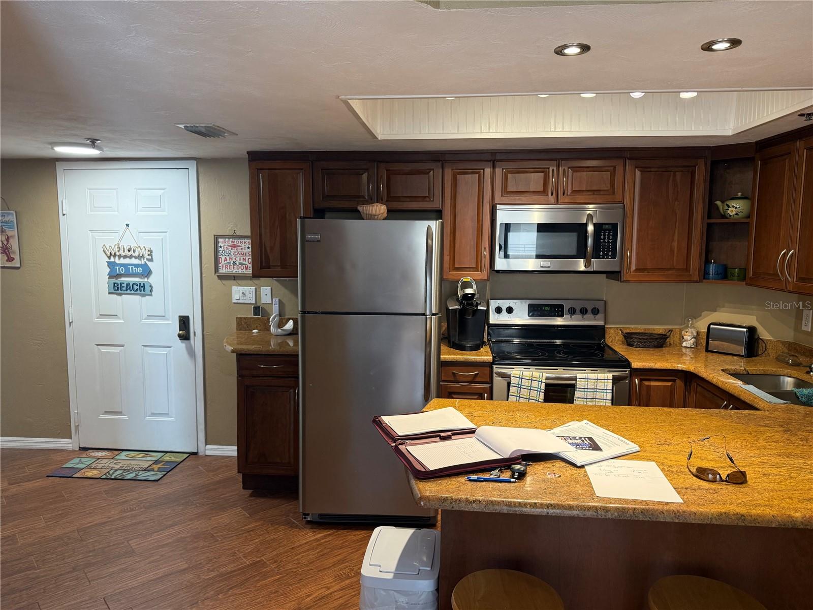 Image 7 of 45 For 3013 Atlantic Avenue 9030