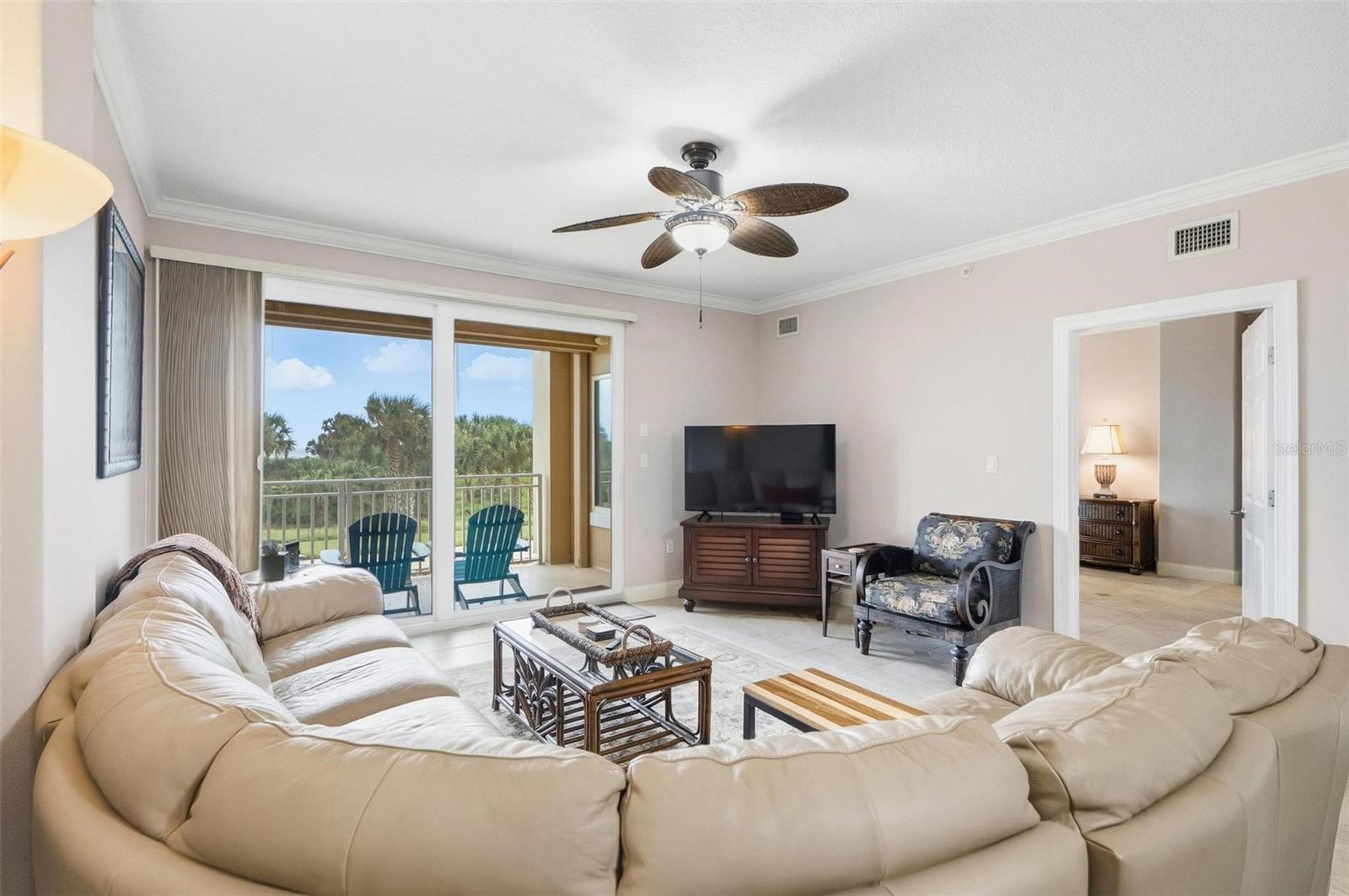 Image 15 of 71 For 60 Surfview Drive 119