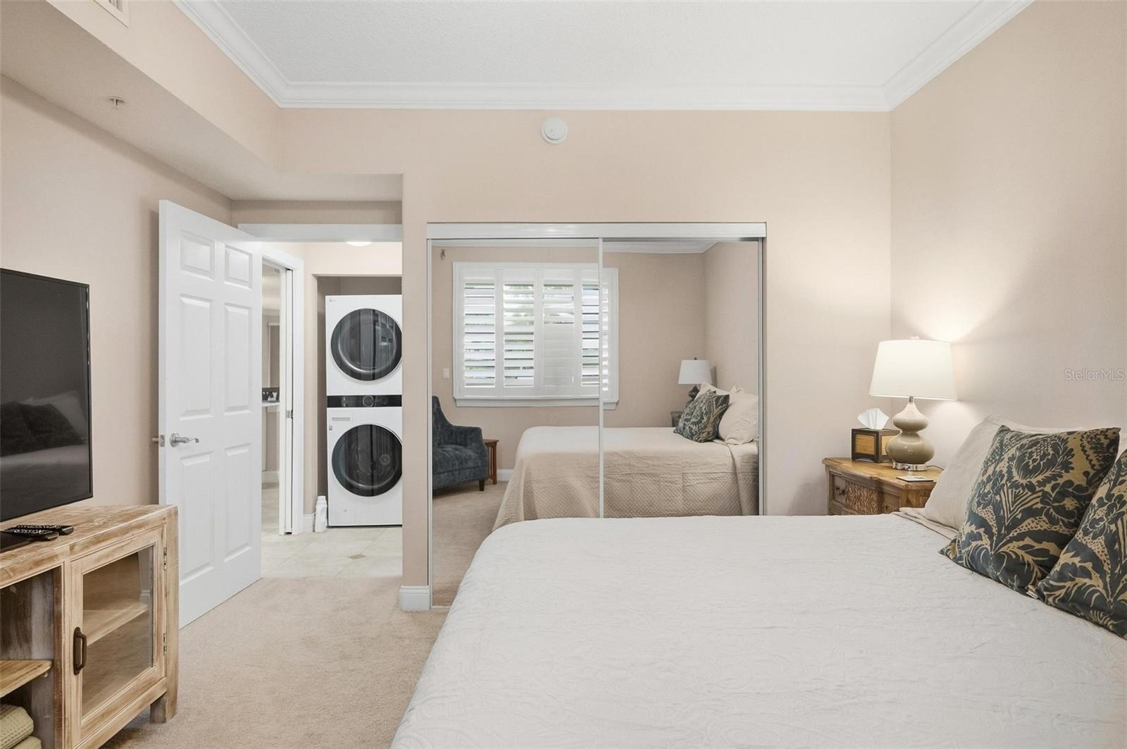 Image 40 of 71 For 60 Surfview Drive 119
