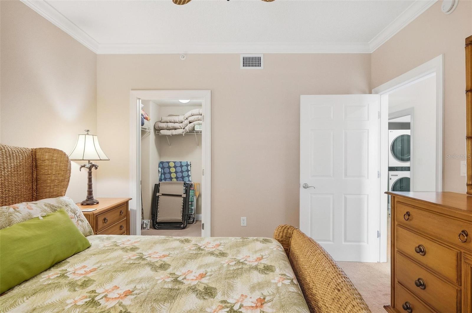 Image 43 of 71 For 60 Surfview Drive 119