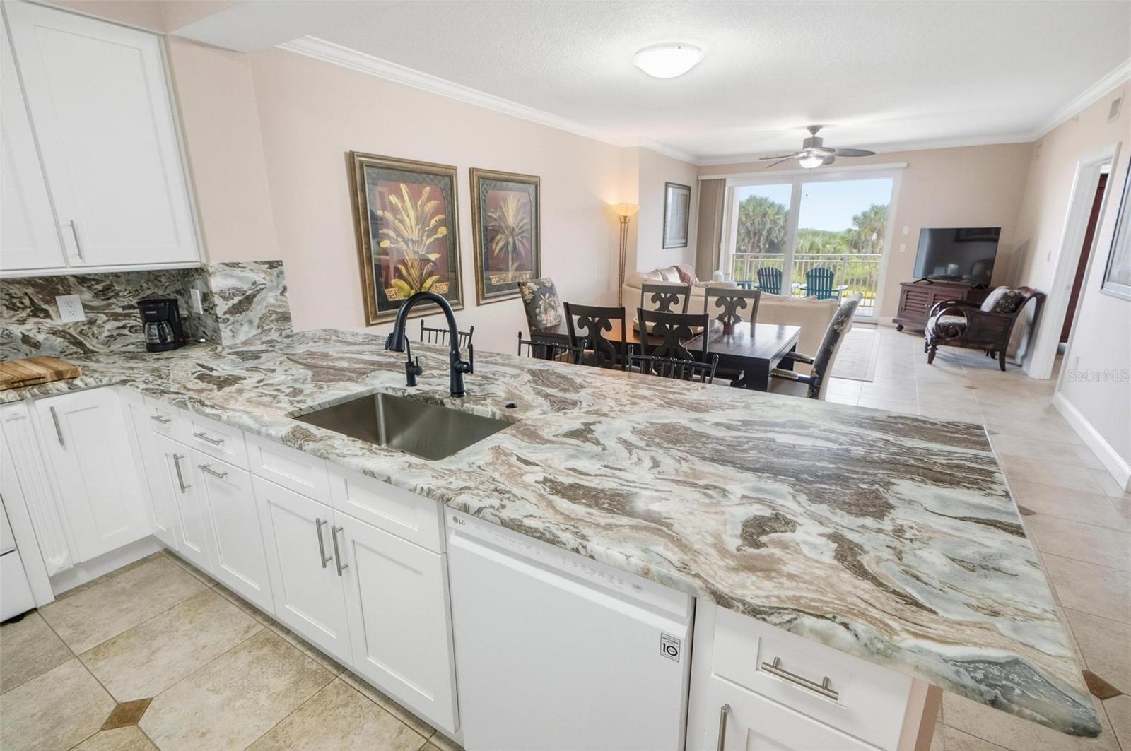 Image 5 of 71 For 60 Surfview Drive 119