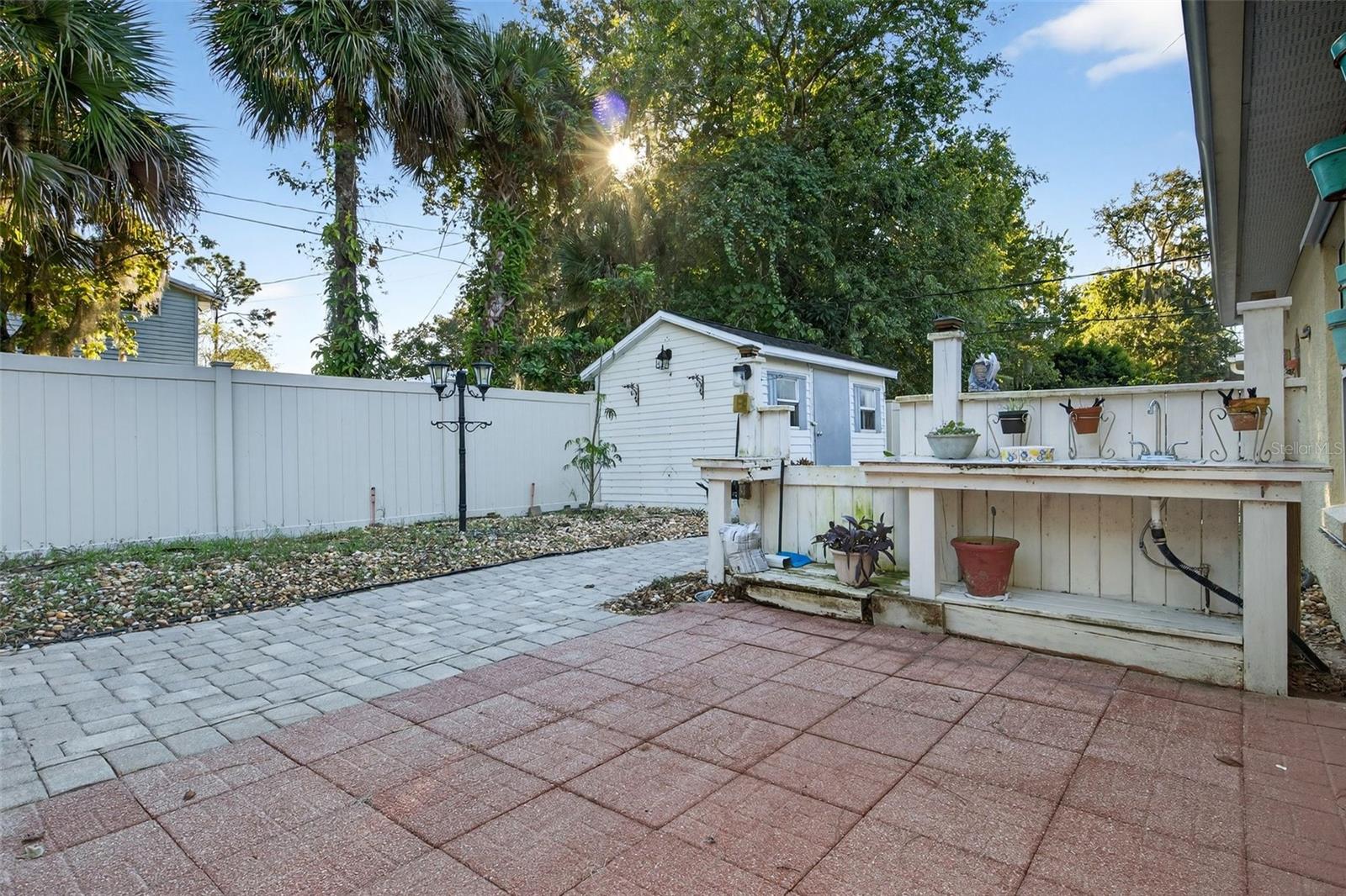 Image 10 of 47 For 2803 Vista Palm Drive